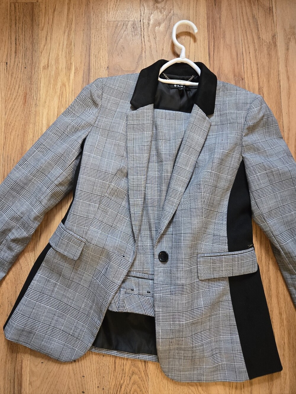 Womens DKNY Grey Glen Plaid Blazer with Black Trim